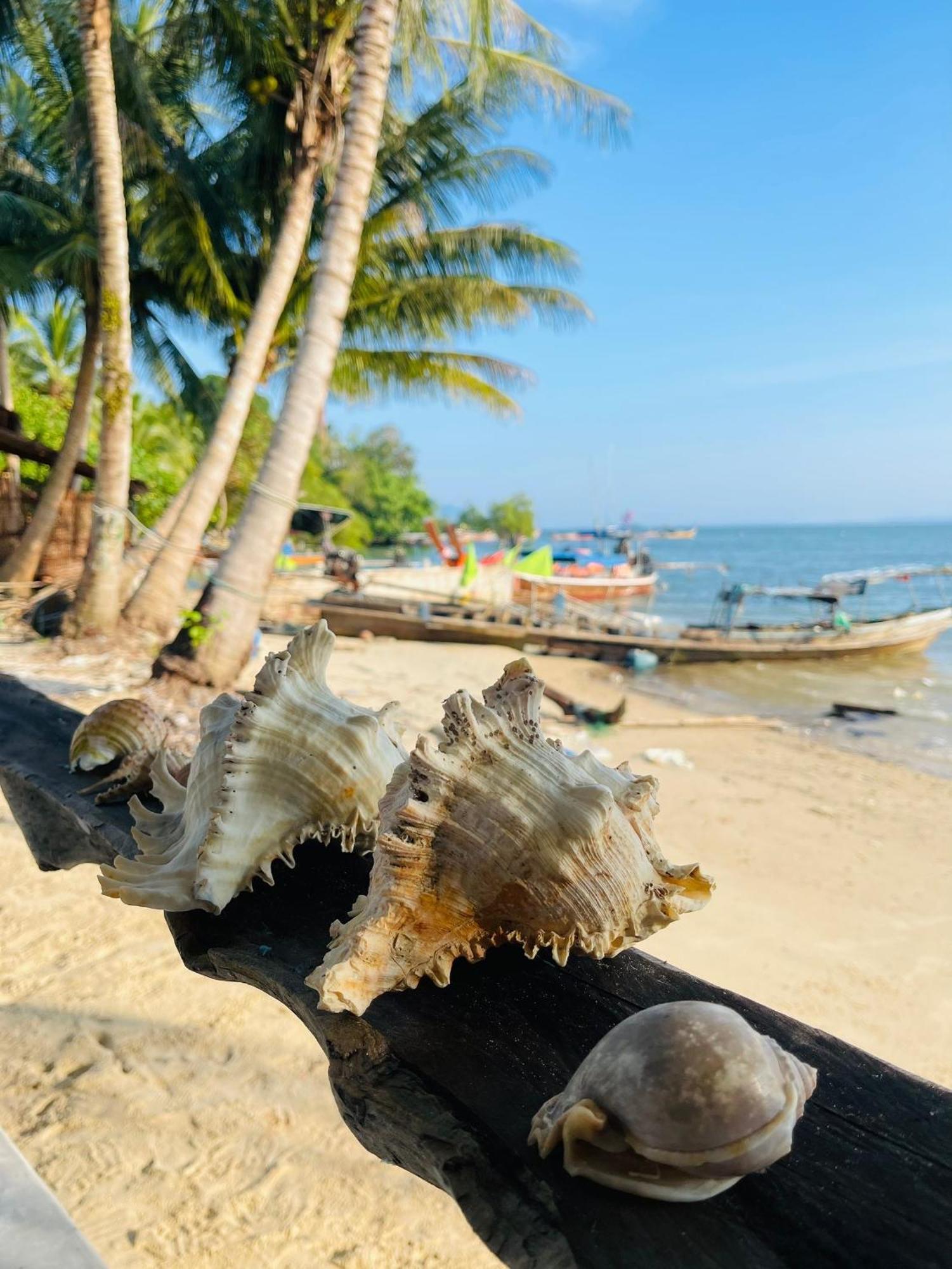 Koh Mook Rem Ley Hotel Trang Buitenkant foto