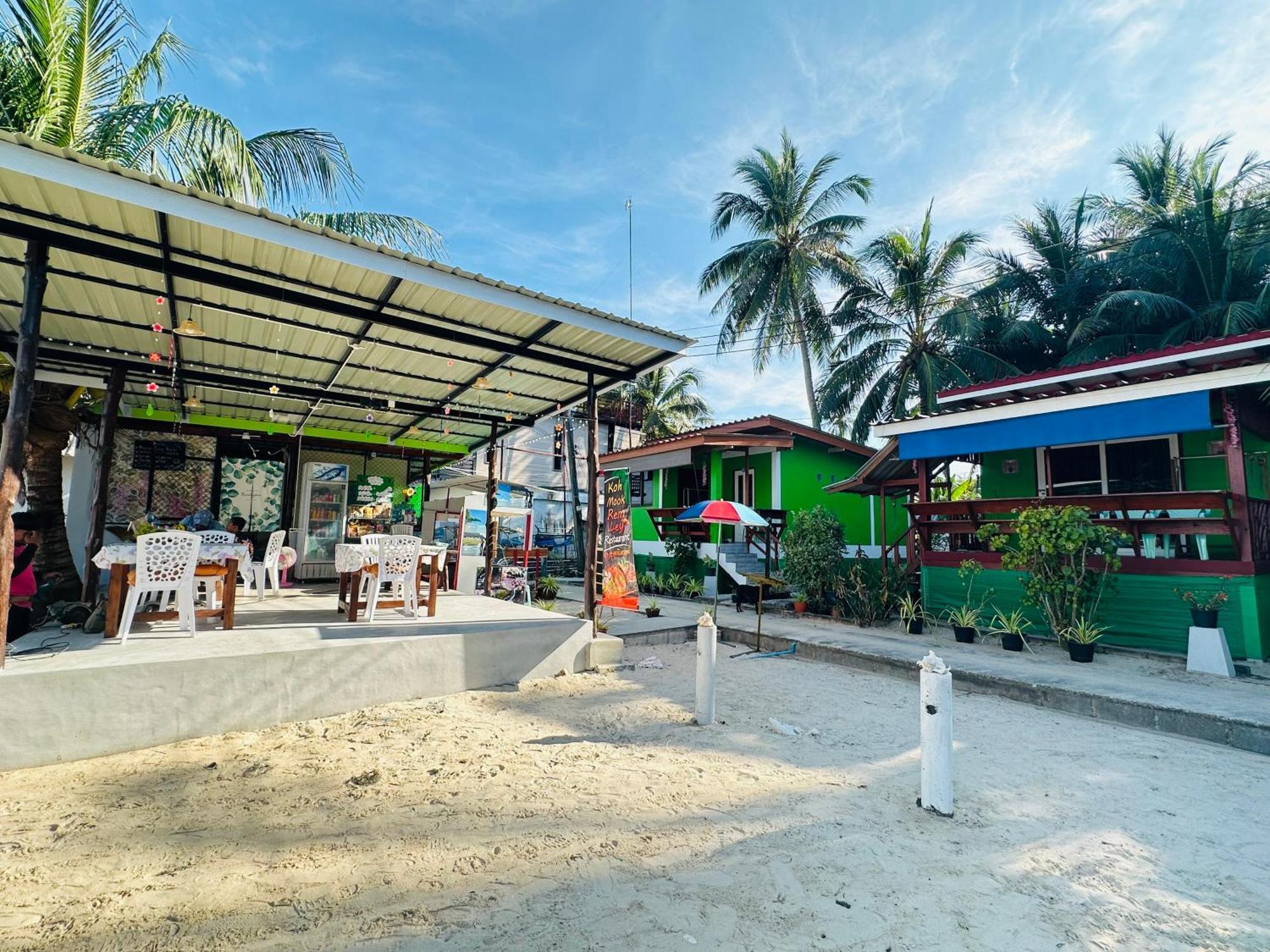 Koh Mook Rem Ley Hotel Trang Buitenkant foto