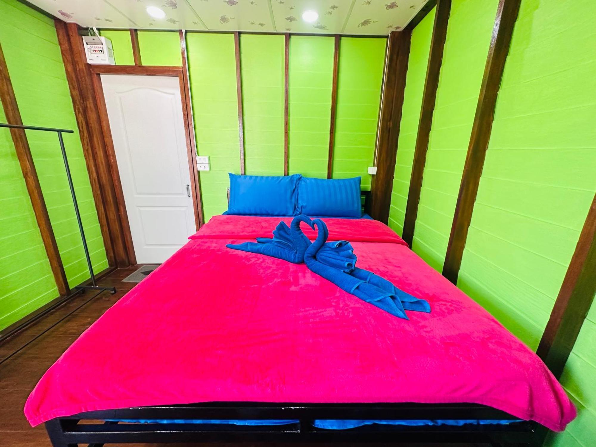 Koh Mook Rem Ley Hotel Trang Buitenkant foto
